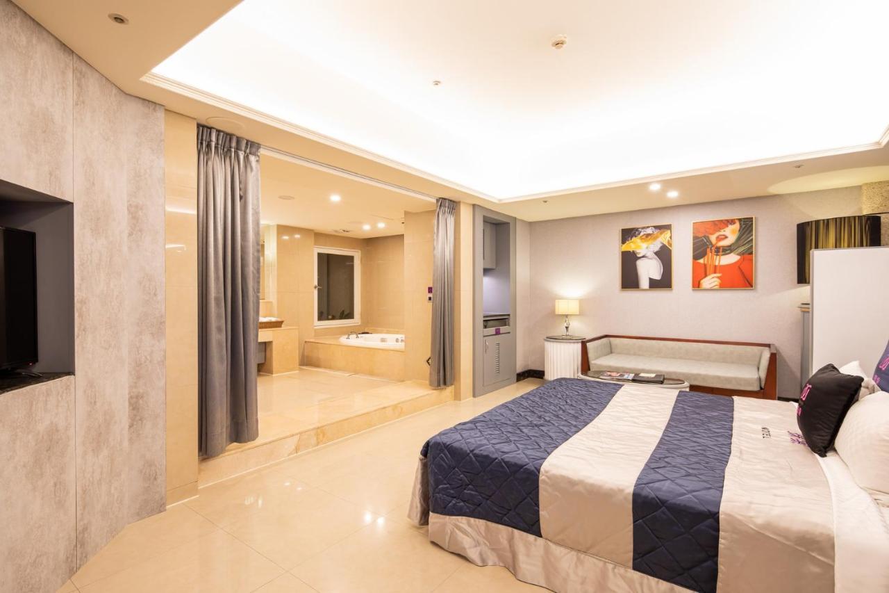 Discovery Motel - Nangang Taipei Extérieur photo