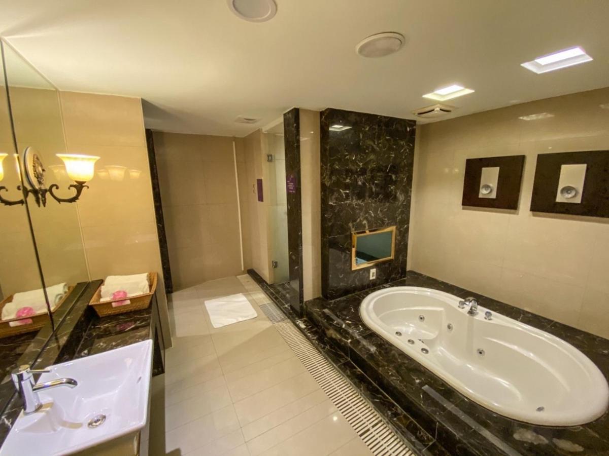 Discovery Motel - Nangang Taipei Extérieur photo