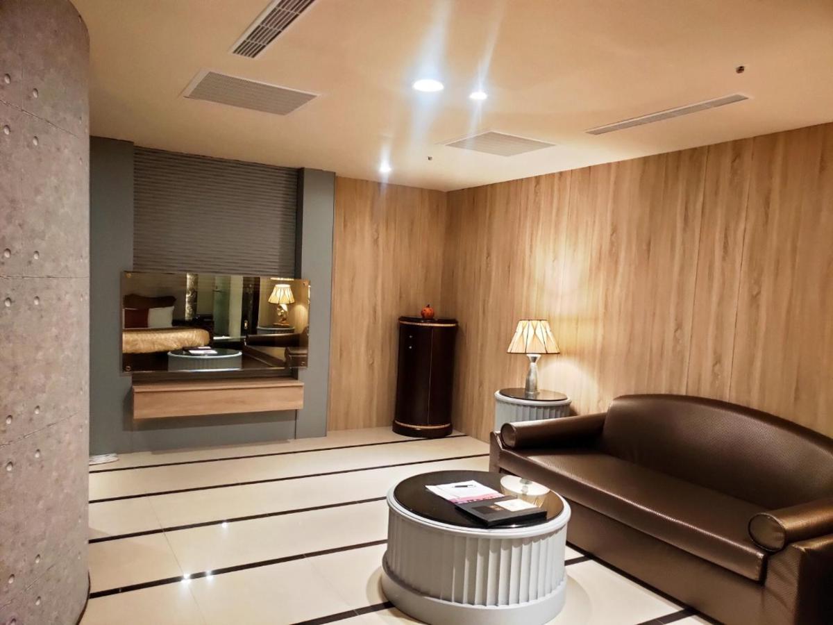 Discovery Motel - Nangang Taipei Extérieur photo